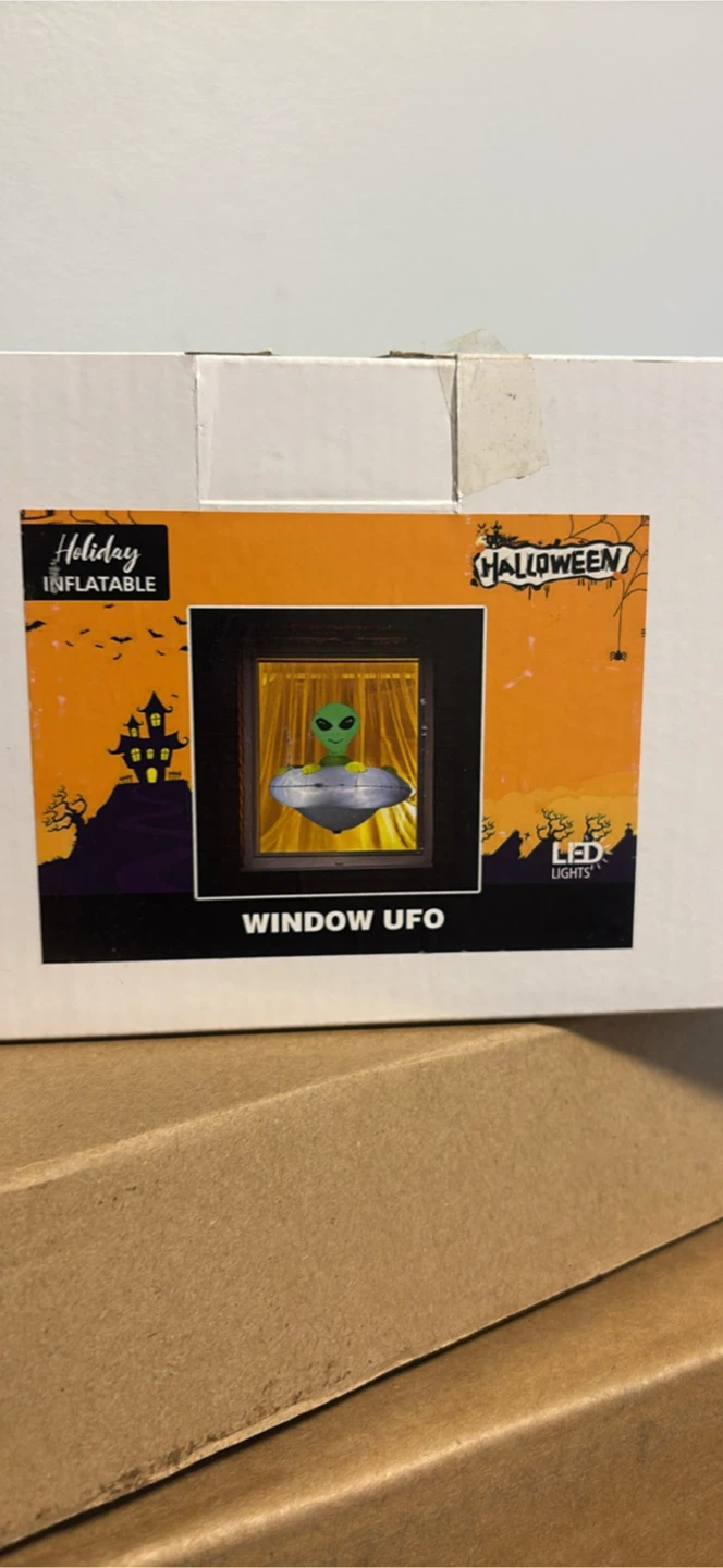 NEW 4 Ft Hanging Alien