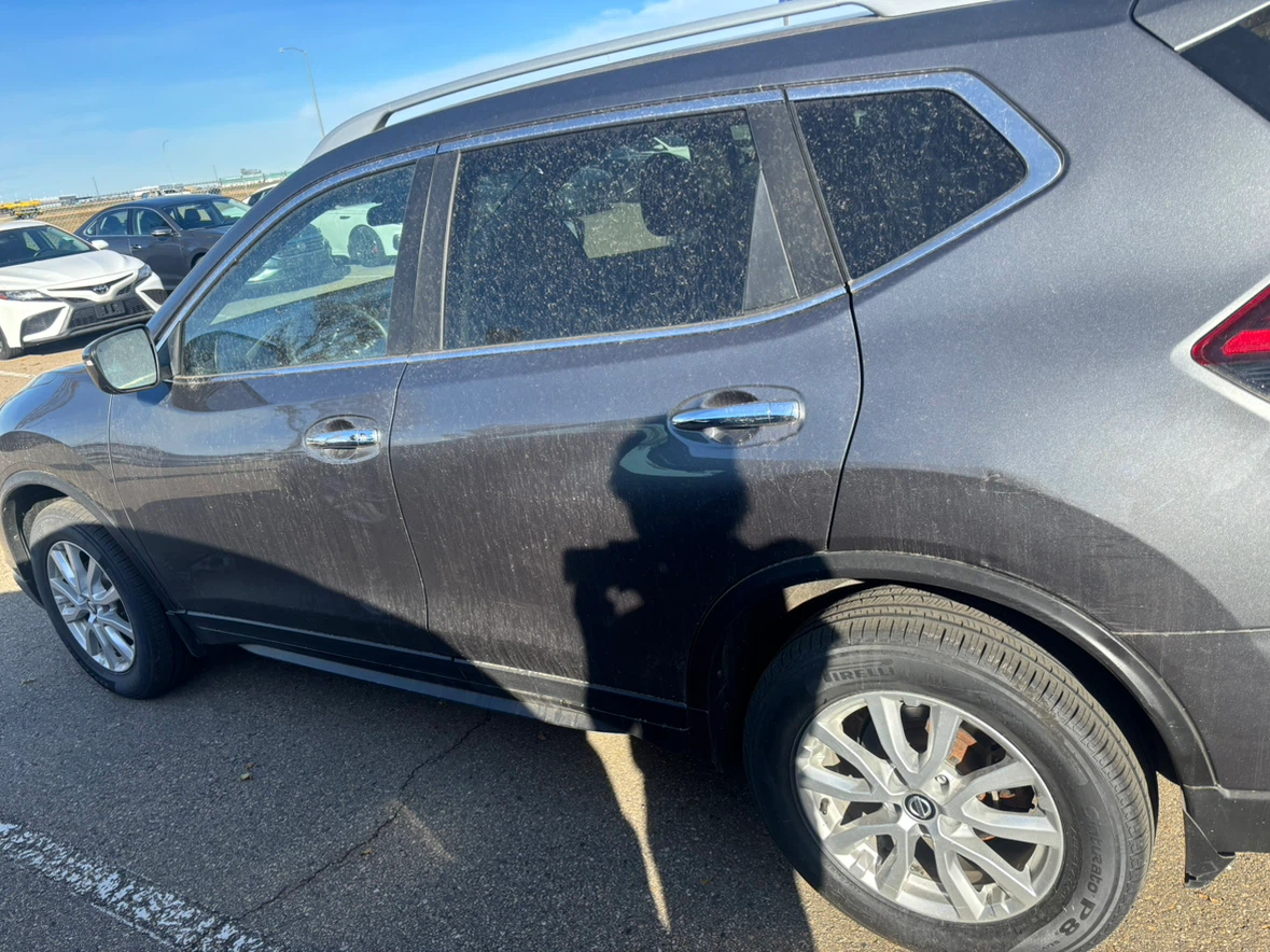 Nissan Rogue SV AWD - photo 5