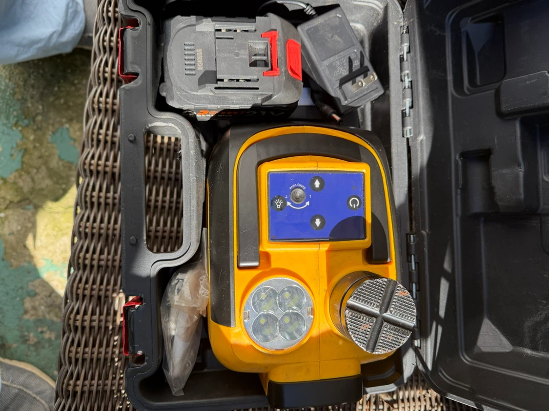 18V Lithium Battery Electric Hydraulic Jack - photo 2