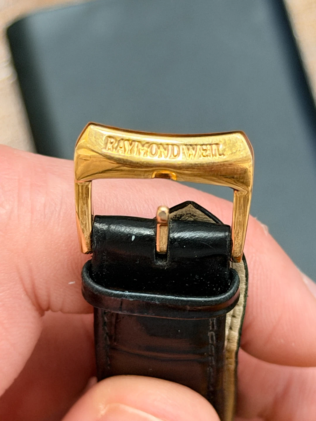 Raymond Weil Geneve 5569 Gold-Tone Watch - photo 4
