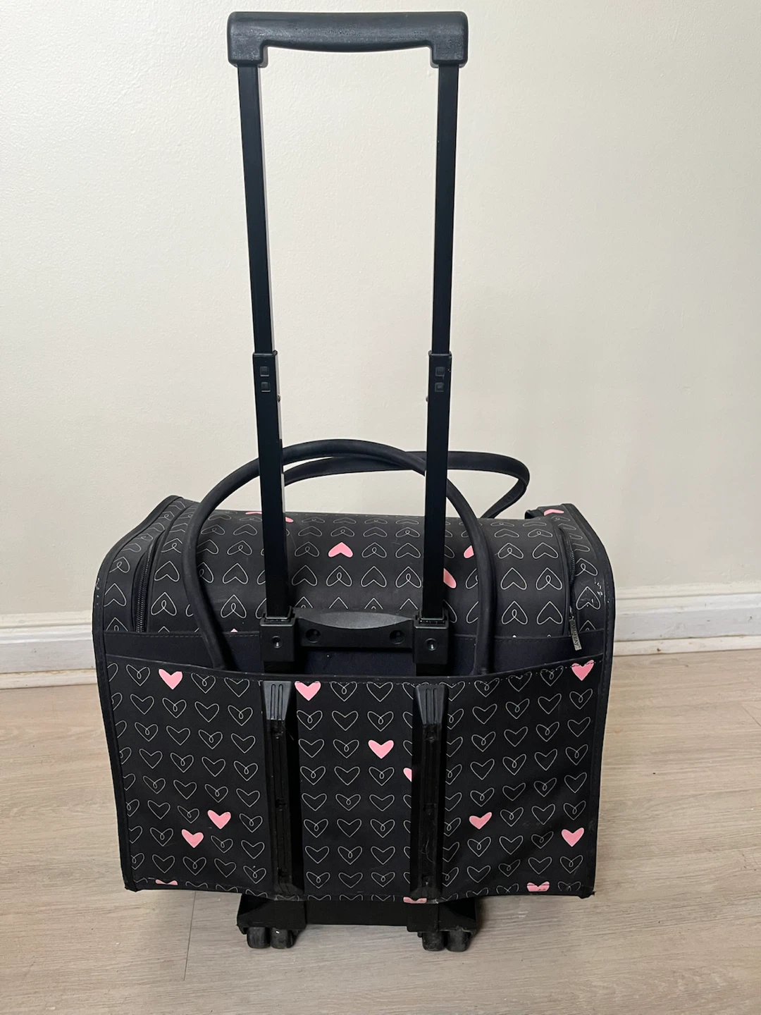 Mary Kay Rolling Travel Case - photo 3