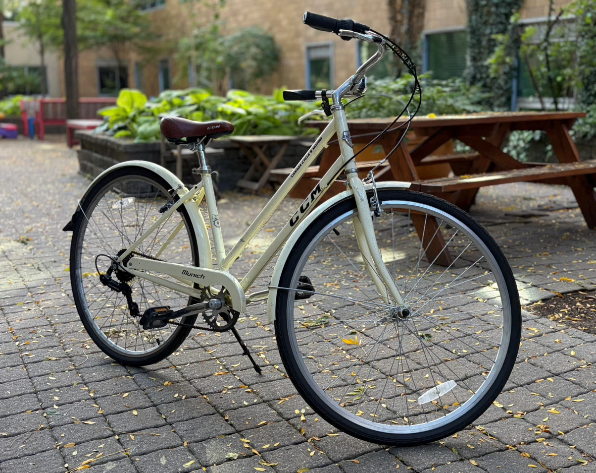 CCM Munich Hybrid Bicycle