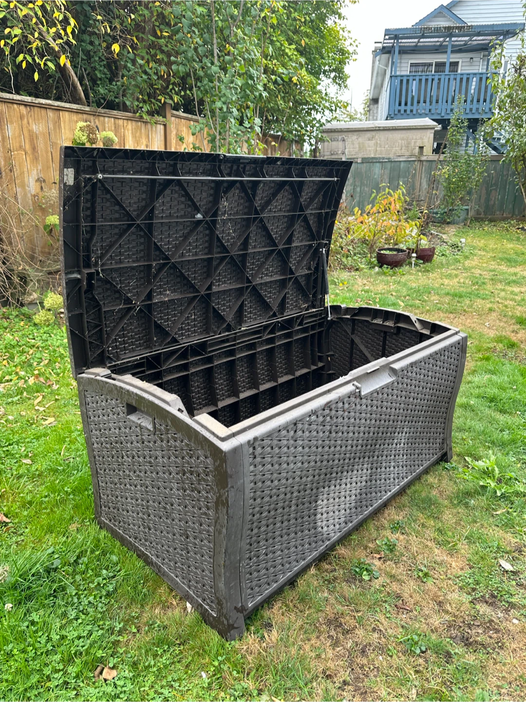 Large Brown Outdoor Storage Deck Box - photo 2
