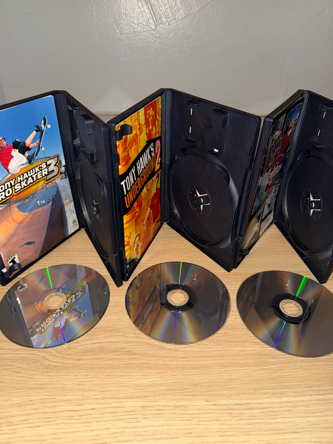 3 Tony Hawk PlayStation 2 Games - photo 3