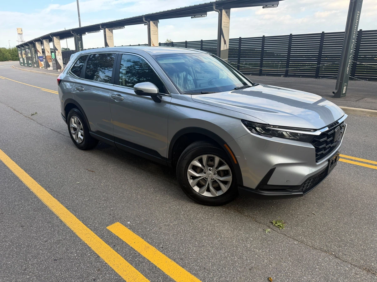 2025 Honda CR-V Silver - photo 2