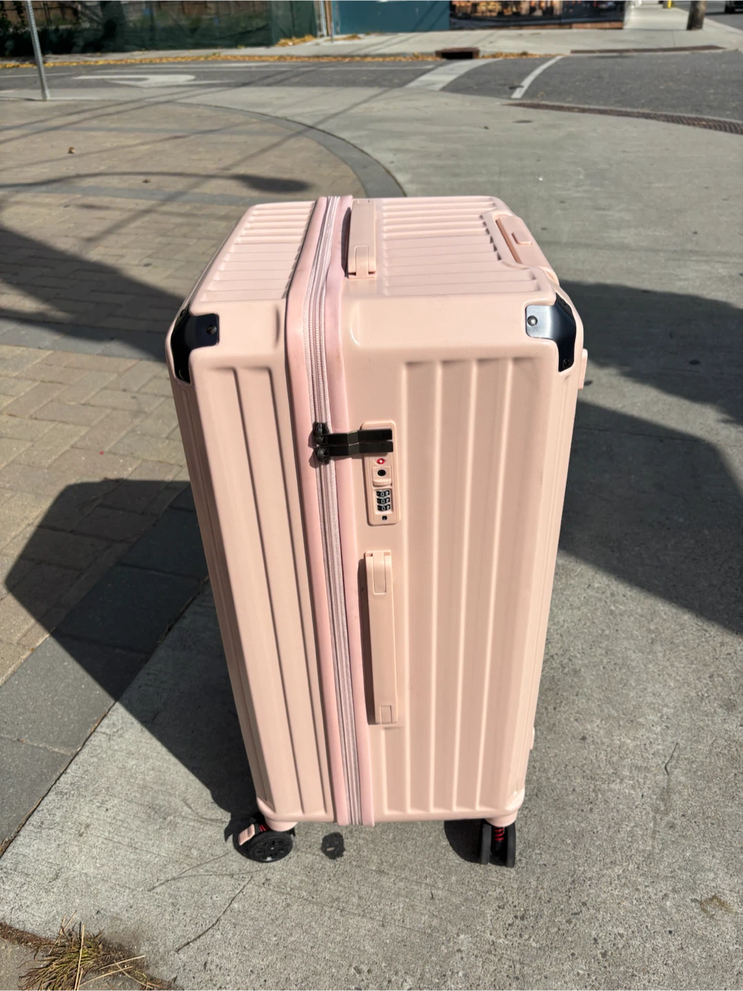 Large Check in Pink Hardshell Spinner Suitcase - photo 3