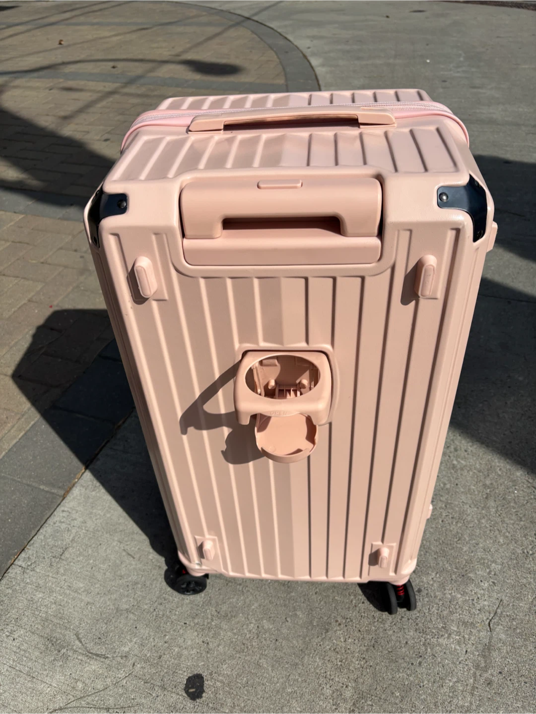 Large Check in Pink Hardshell Spinner Suitcase - photo 4