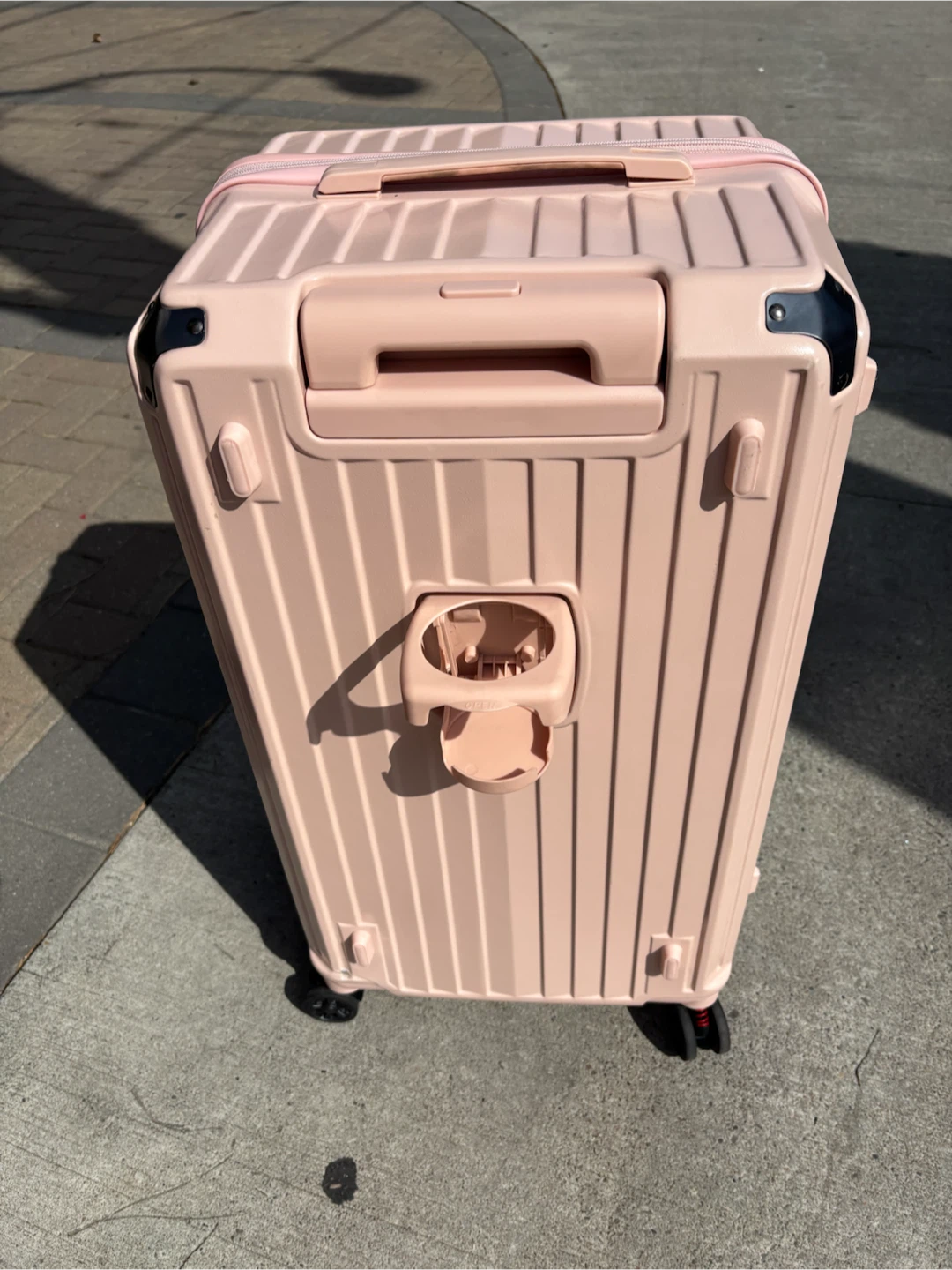 Large Check in Pink Hardshell Spinner Suitcase - photo 5