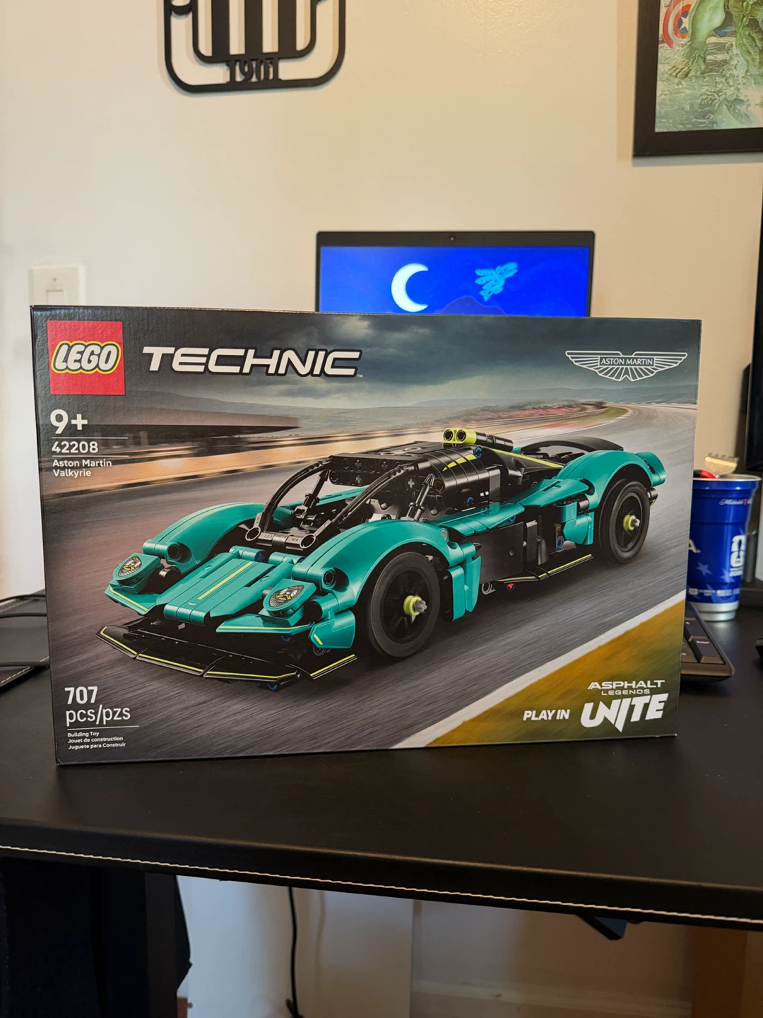 LEGO Technic Aston Martin Valkyrie 42208