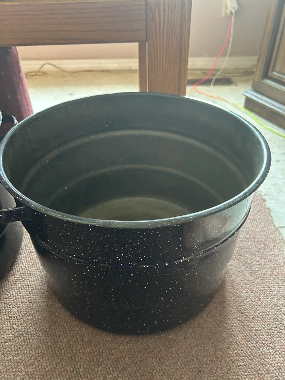 2 Large Black Speckled Enamel Stock Pots - photo 3