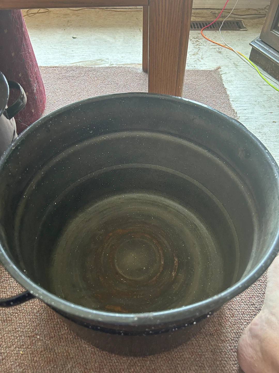 2 Large Black Speckled Enamel Stock Pots - photo 4