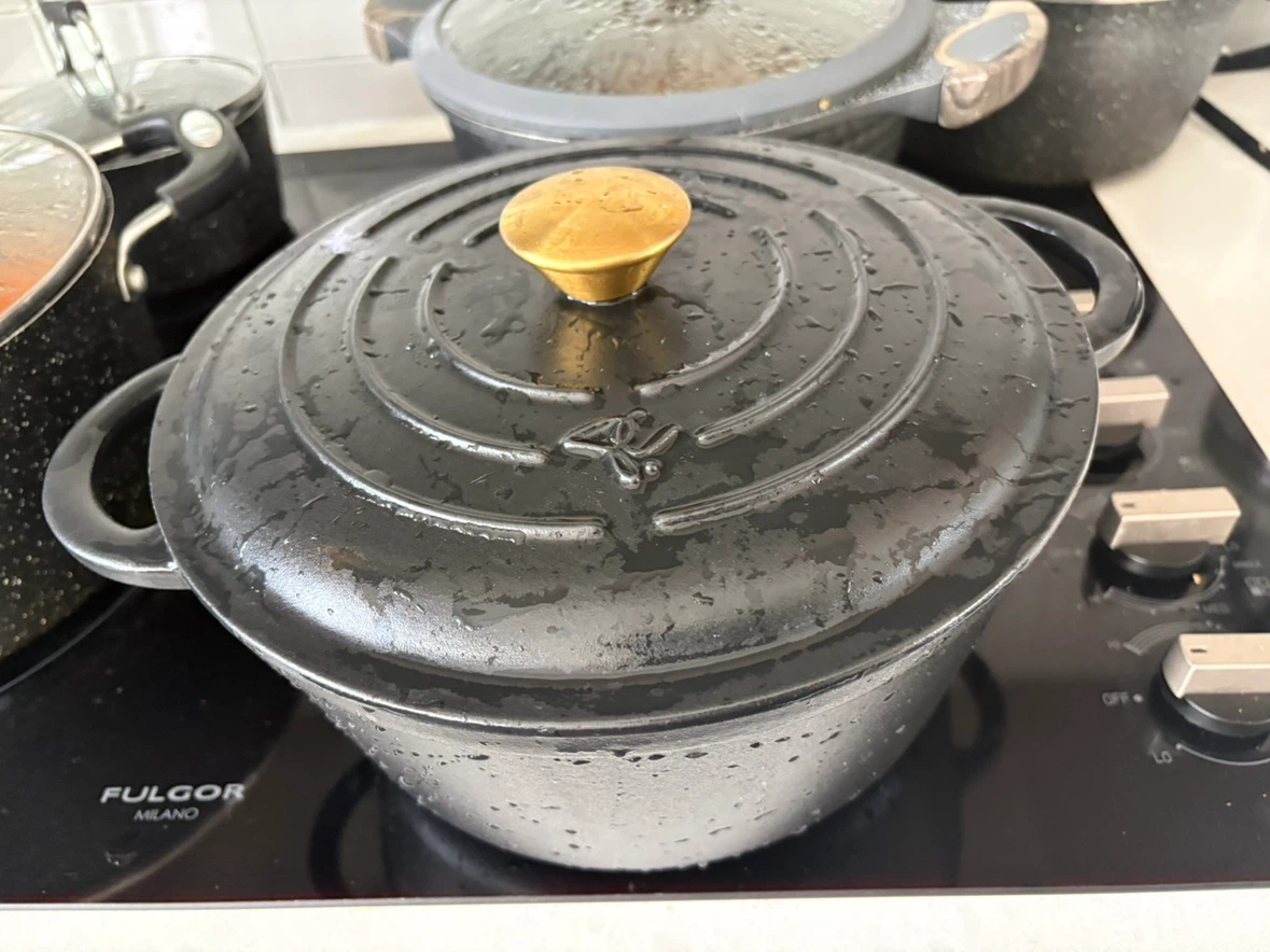 Black Enamelled Cast Iron Dutch Oven - photo 2