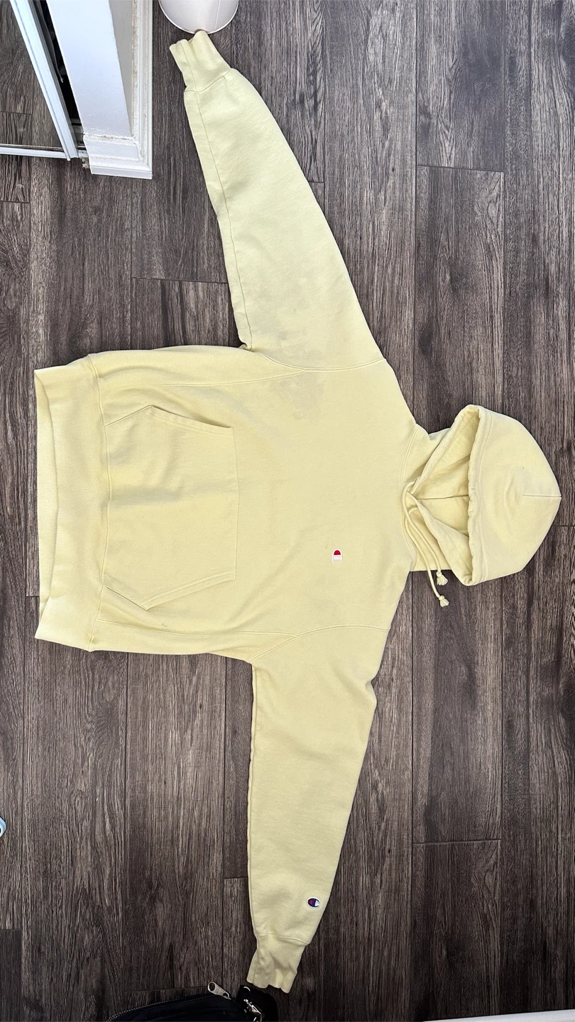 Soft Yellow Champion Reverse Weave Hoodie - Medium