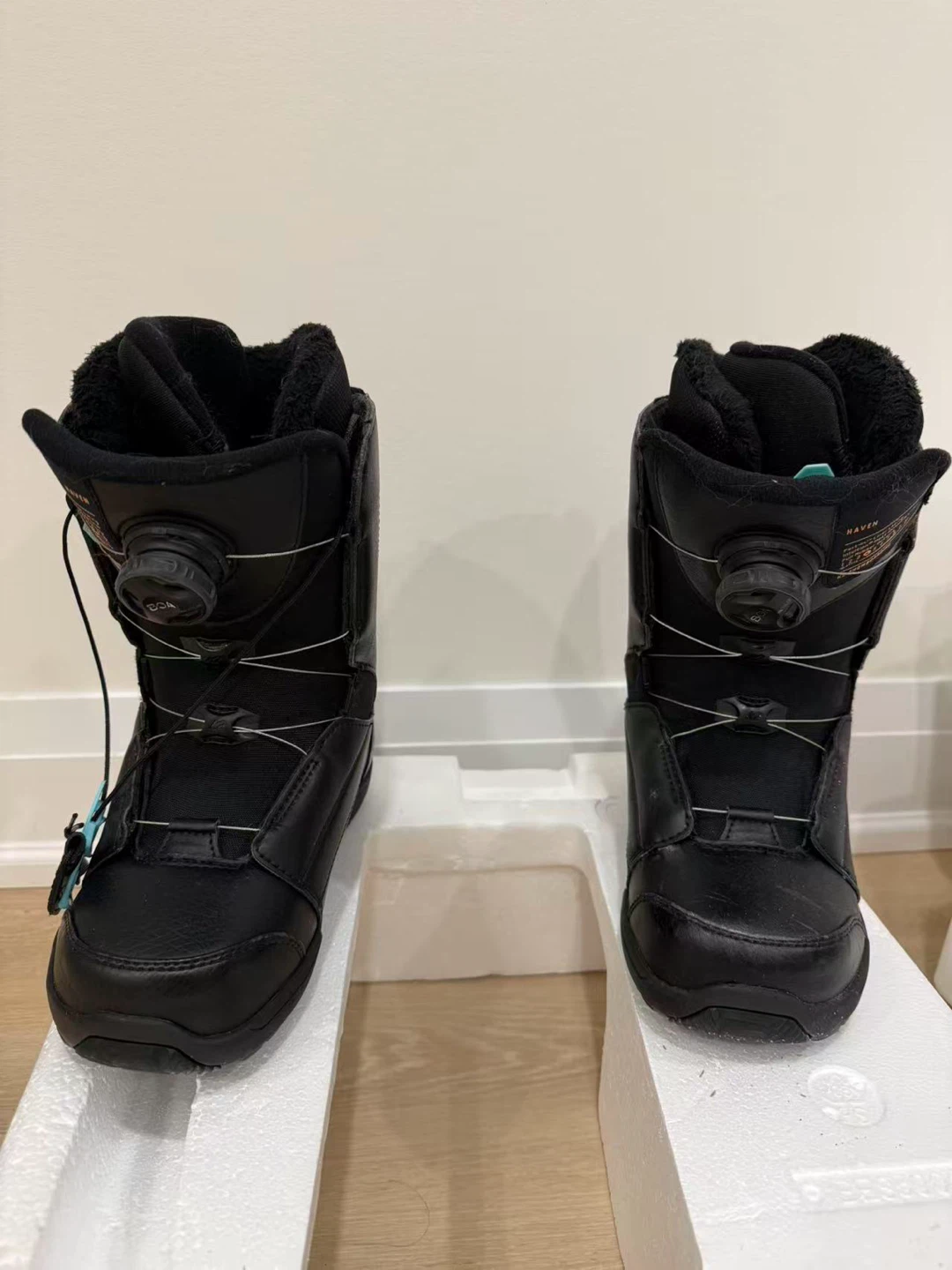 K2 Haven Snowboard Boots and Cassette Bindings Set - photo 3