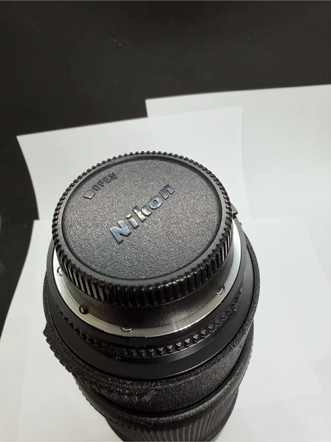 Nikon AF Nikkor 80-200mm f/2.8D ED lens - photo 2