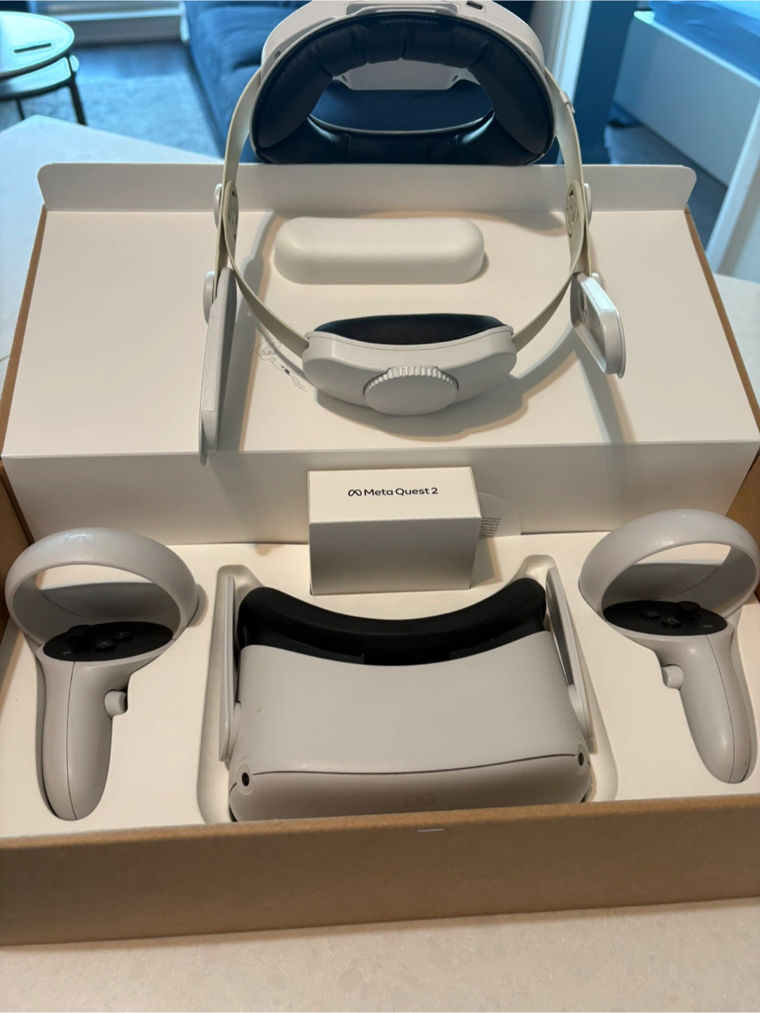 Meta Quest 2 Virtual Reality Headset