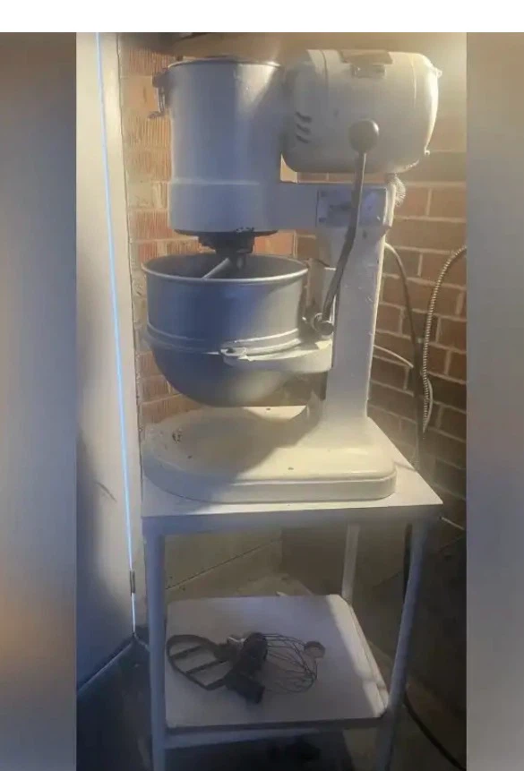 Dough mixer - photo 3