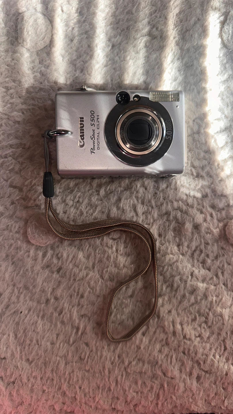 Canon PowerShot S500 Digital ELPH