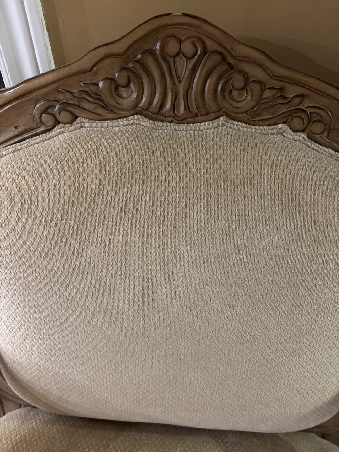 Vintage style upholstered armchair - photo 3