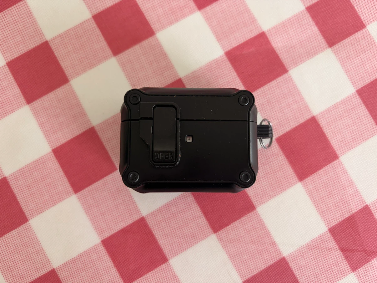 Apple AirPods Pro (Gen 1) with charging case and box - photo 3