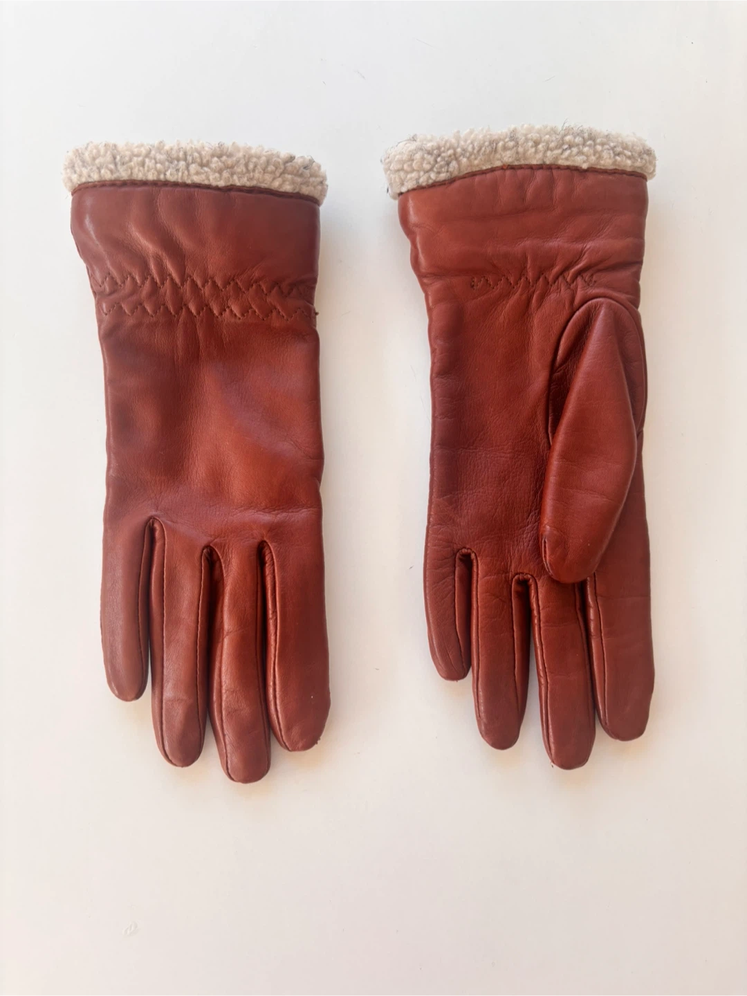 Women's Brown Leather Sherpa-Lined Gloves