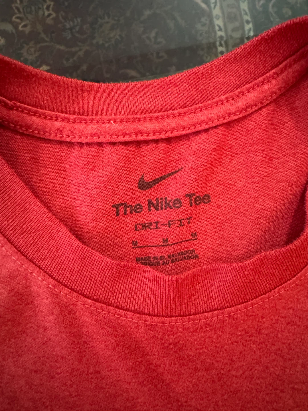 Nike Dri-FIT Red T-Shirt - photo 3