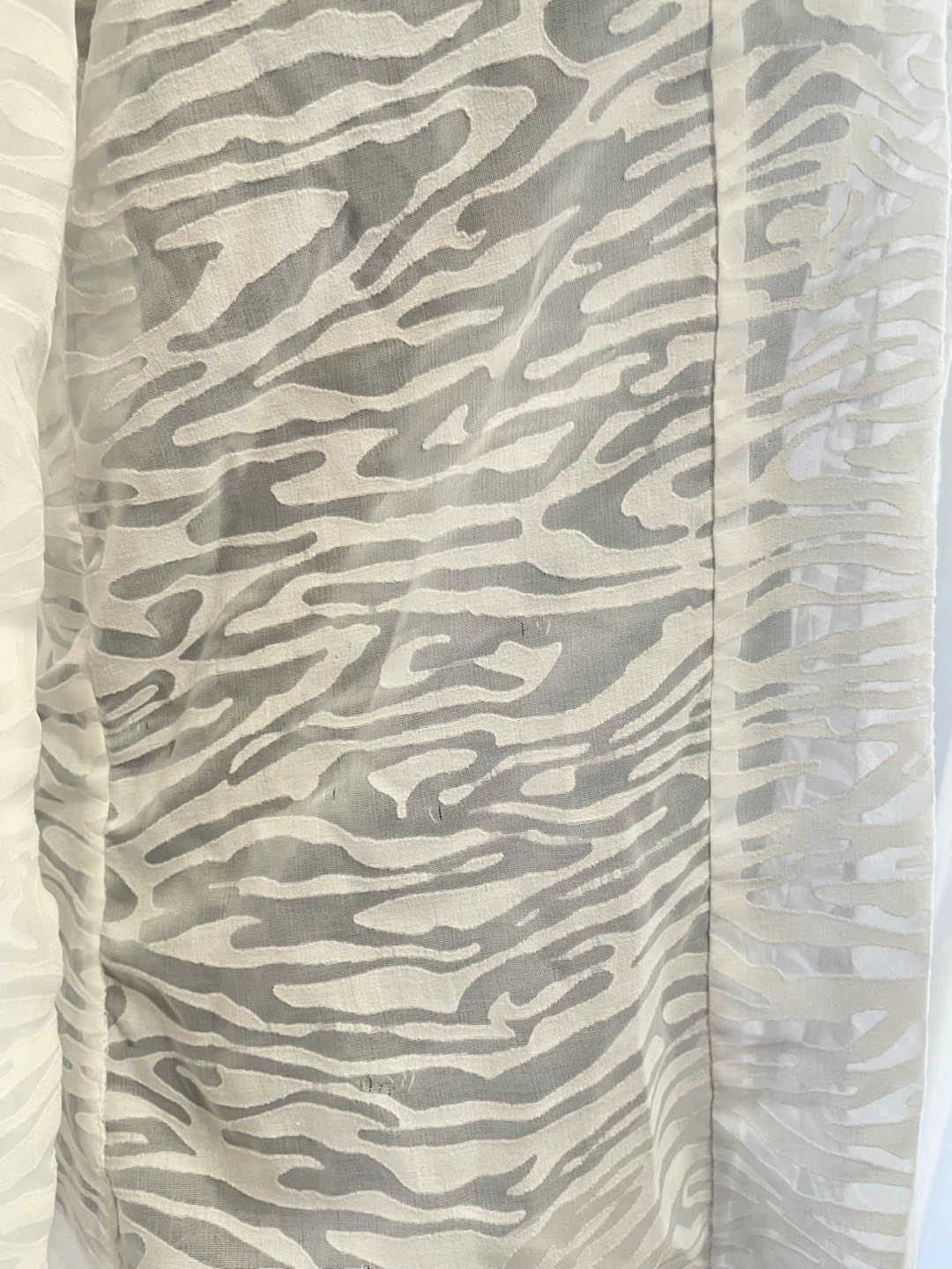 Calvin Klein White Zebra Pattern Shirt Medium - photo 3