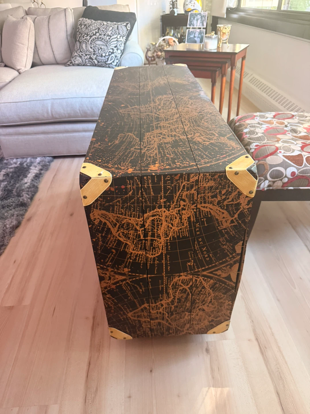 Vintage Map Design Storage Trunk Console - photo 2