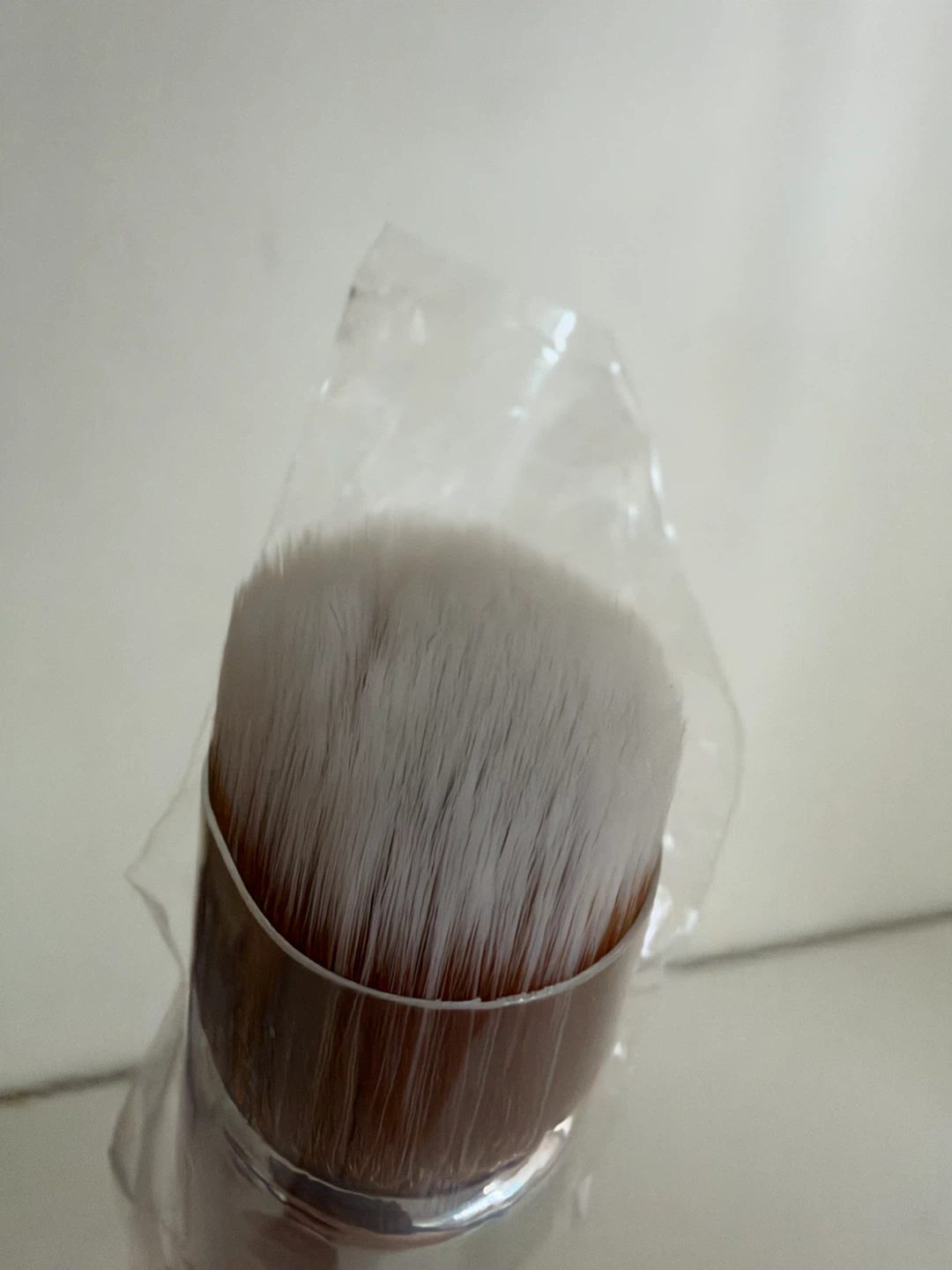 Clinique Foundation Brush new - photo 2