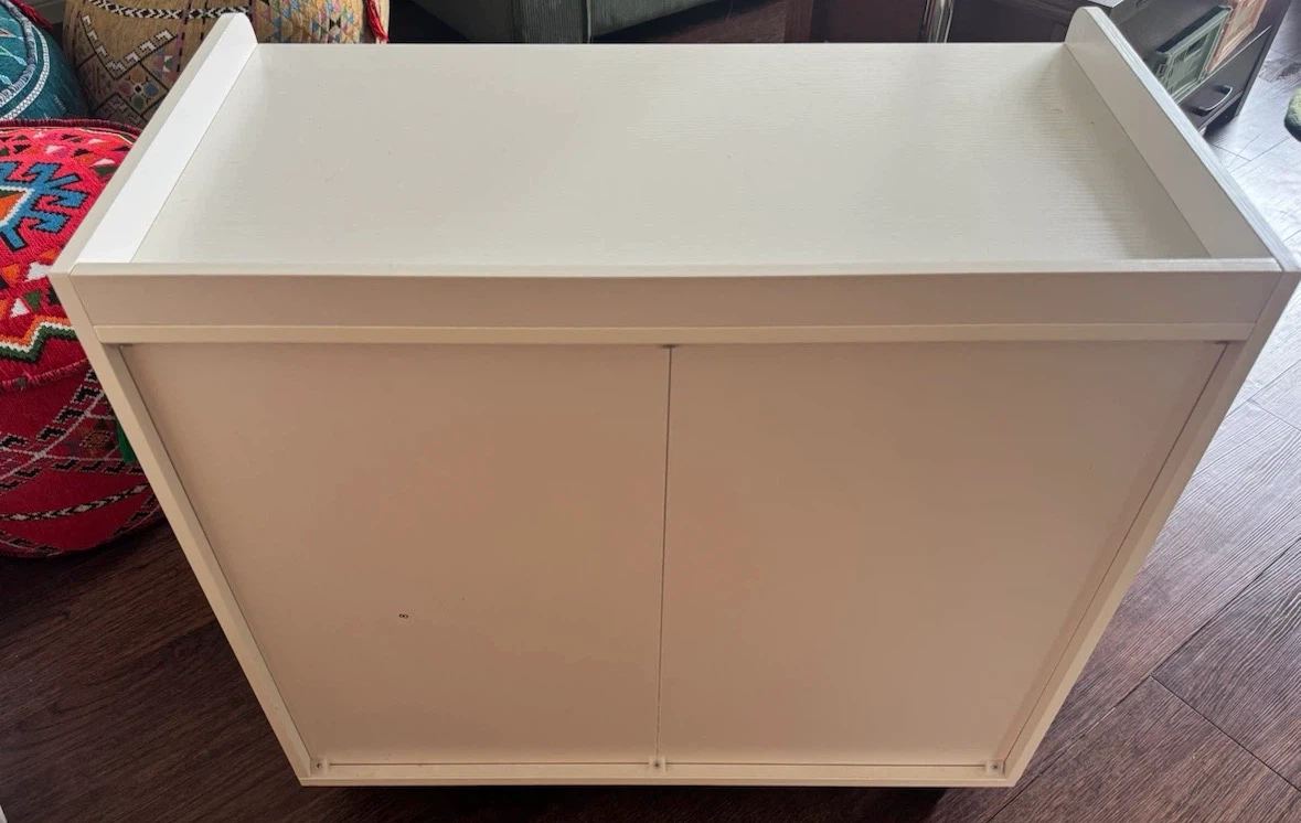 White filing cabinet with wheels - photo 4