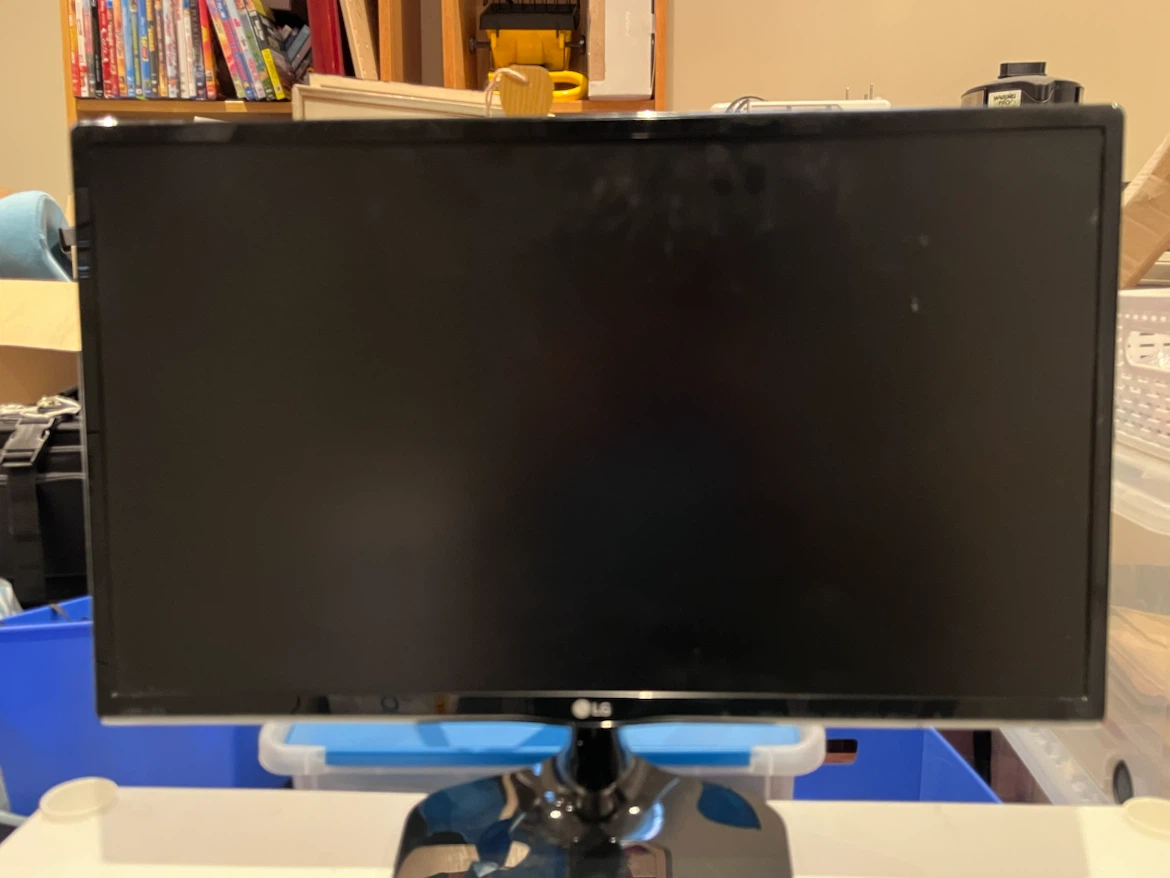LG Computer Monitor 24”