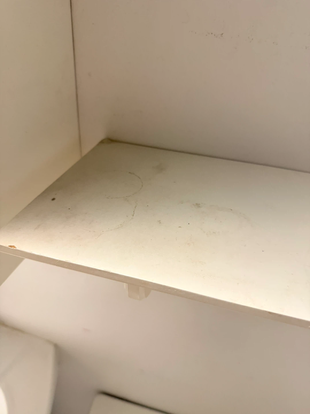 White Wall-Mounted Shelf - photo 2