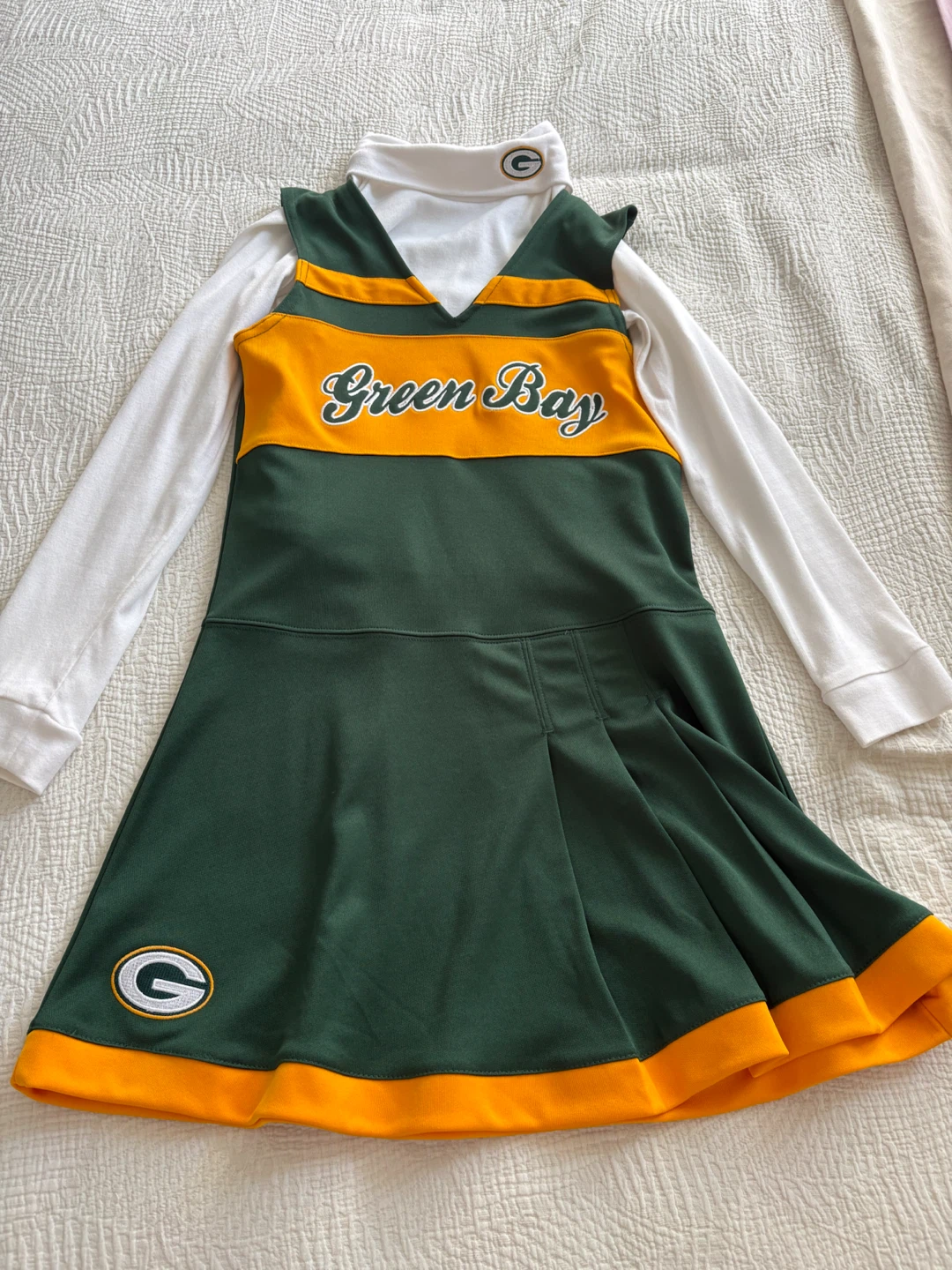 Green Bay Packers Cheerleader Outfit - Size 7/8