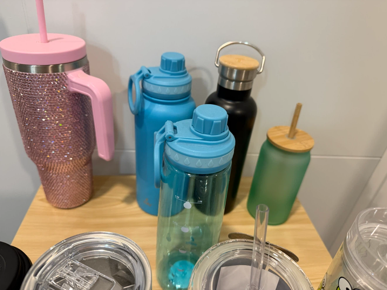 Water bottles and tumblers - photo 2