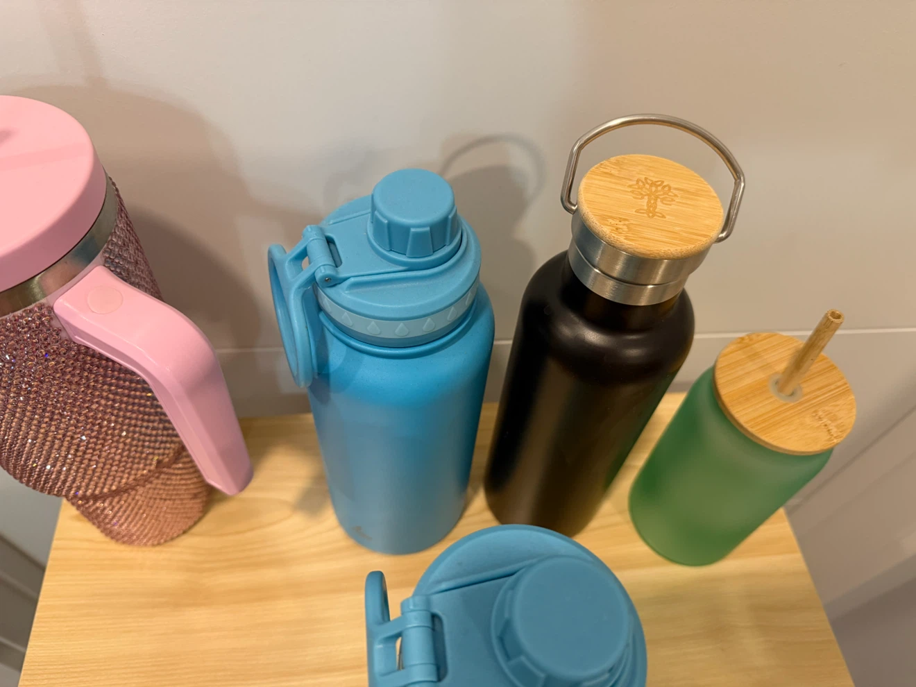 Water bottles and tumblers - photo 3