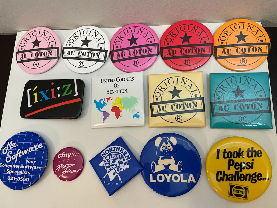 Collection of 14 Vintage Pinback Buttons