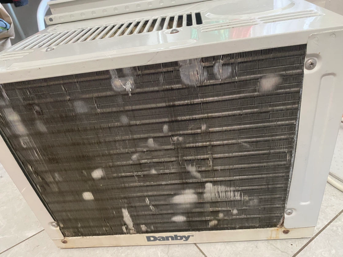 Danby 5,000 BTU Room Air Conditioner - photo 4