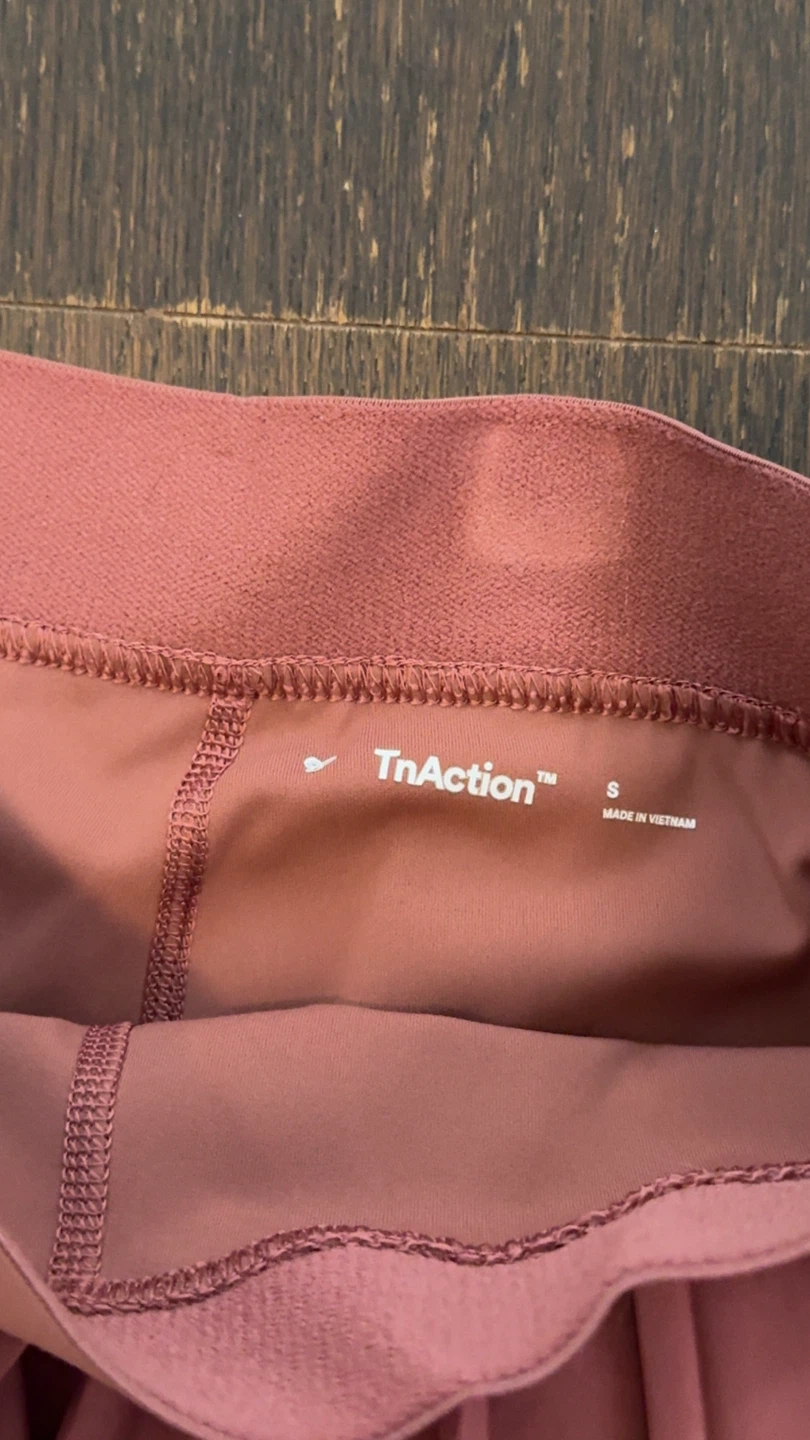 TNA Aritzia Tennis Skirt - photo 3