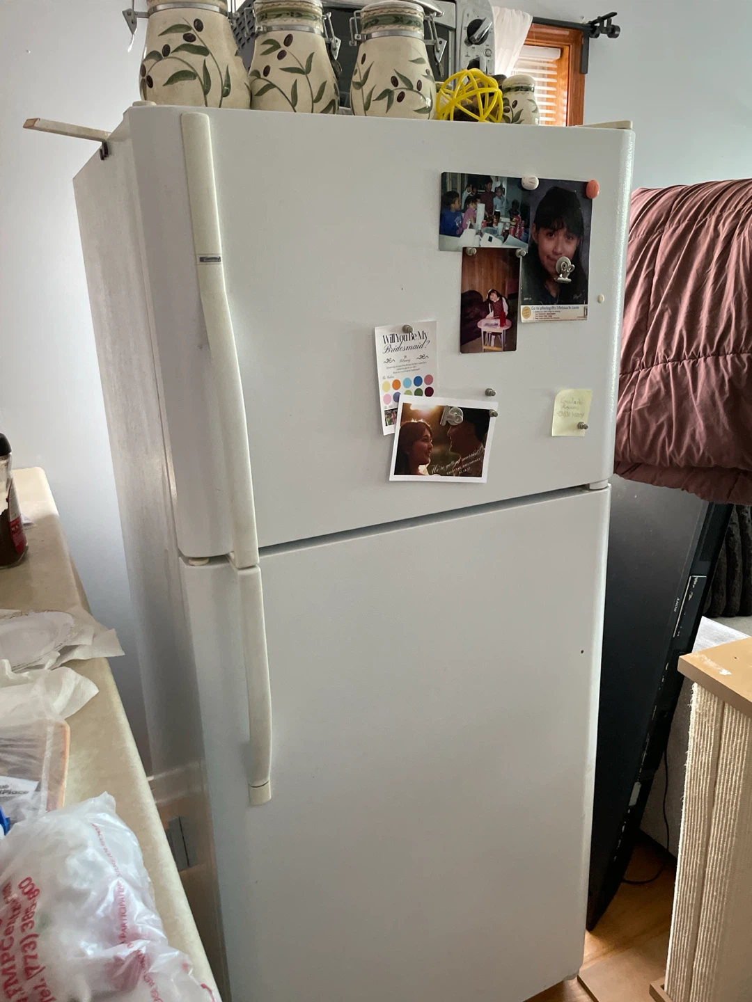 Kenmore Top-Freezer Refrigerator