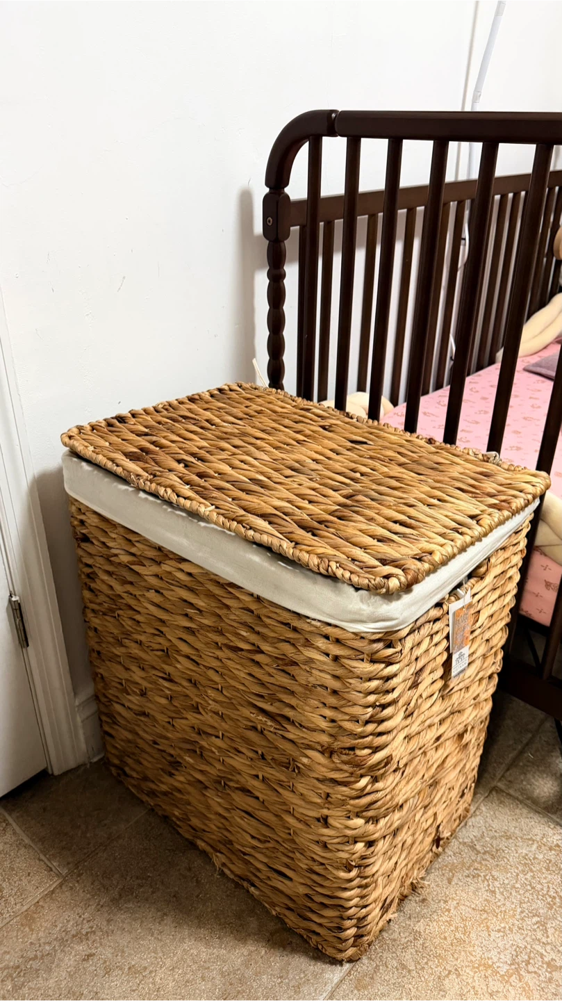 Woven Seagrass Laundry Hamper with Lid