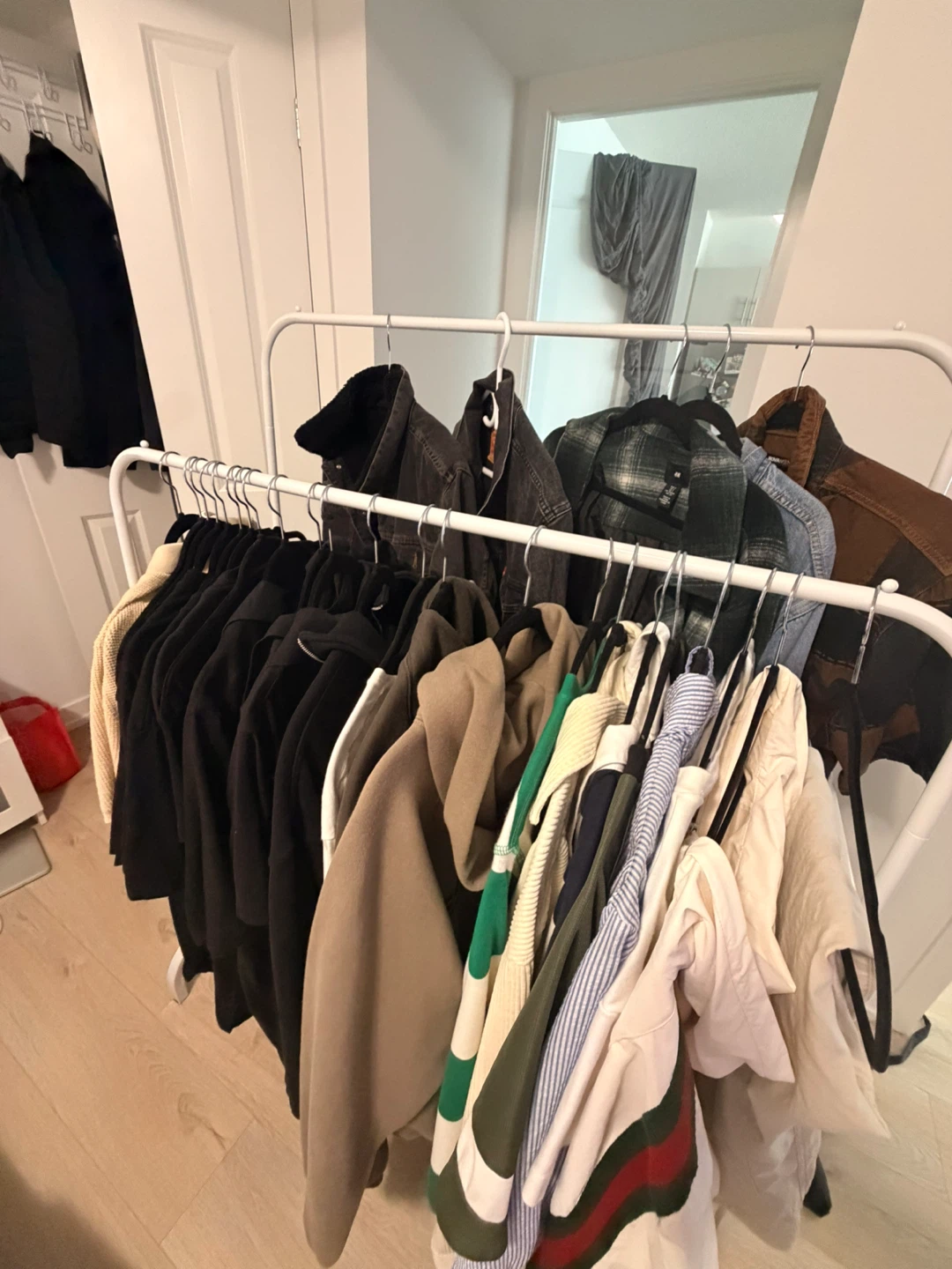Double Rail Metal Garment Rack - photo 3