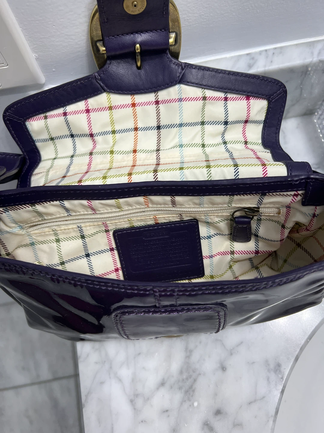 Coach Purple Patent Leather Shoulder Bag - photo 3