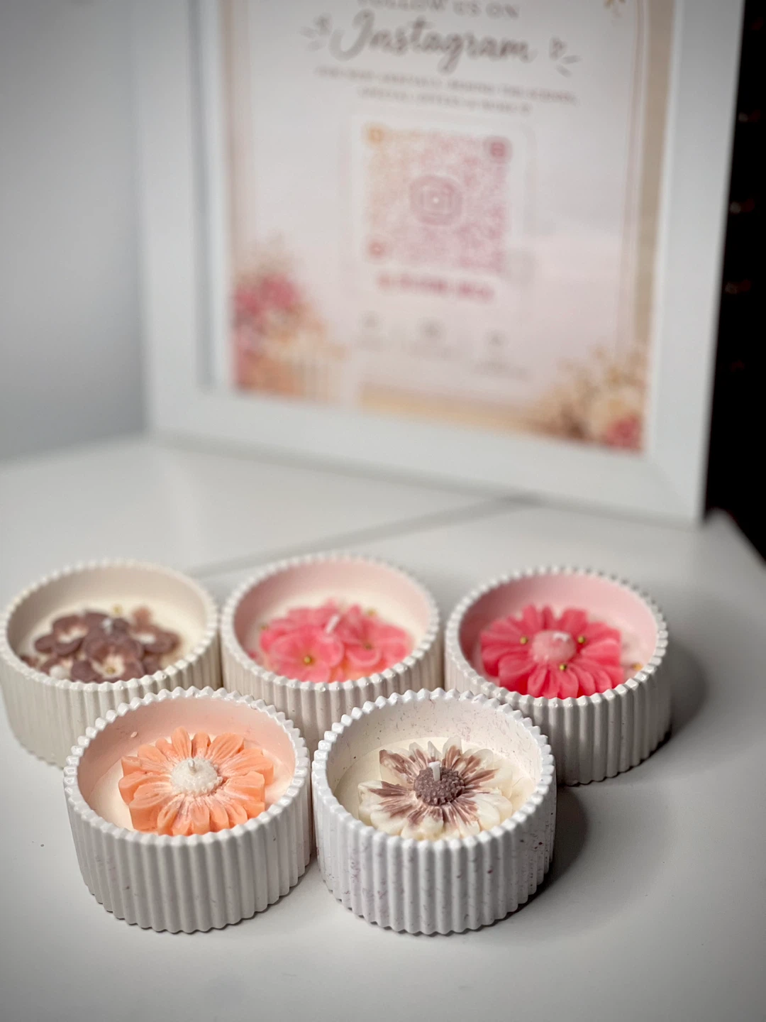 Set of 5 Decorative Flower scented Candles - photo 4