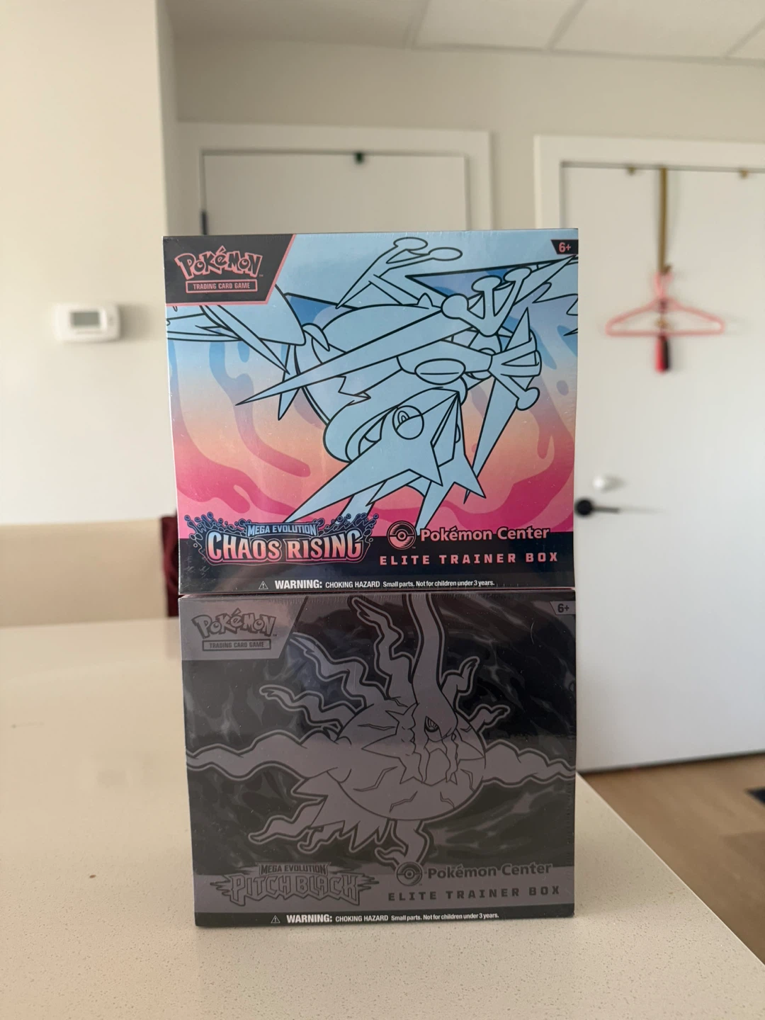 Pokemon center Chaos rising and pitch black ETB