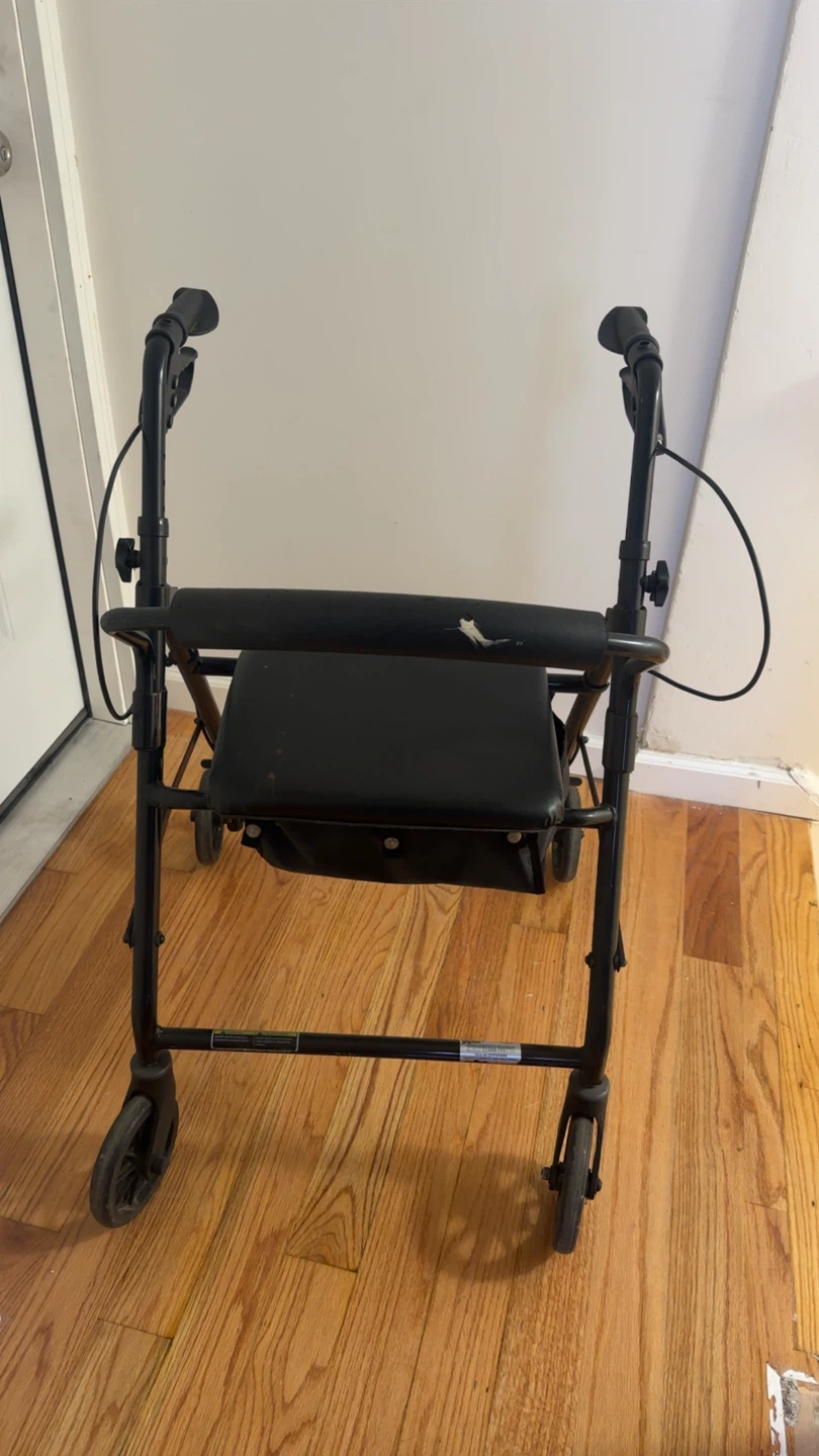 Rollator walker