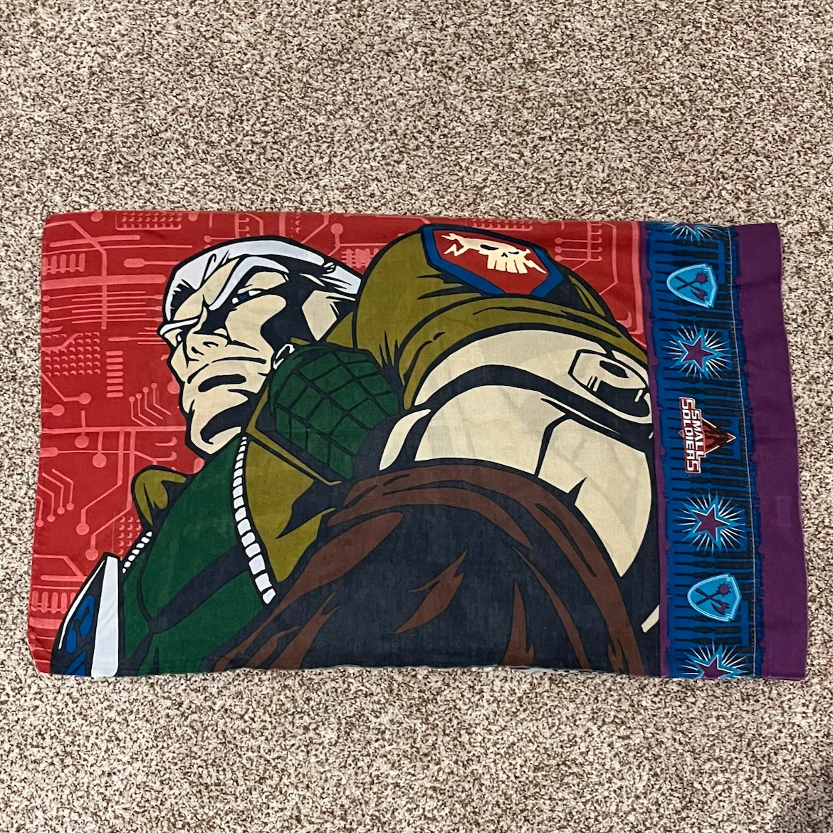 Vintage “Small Soldiers” Pillowcase - photo 2