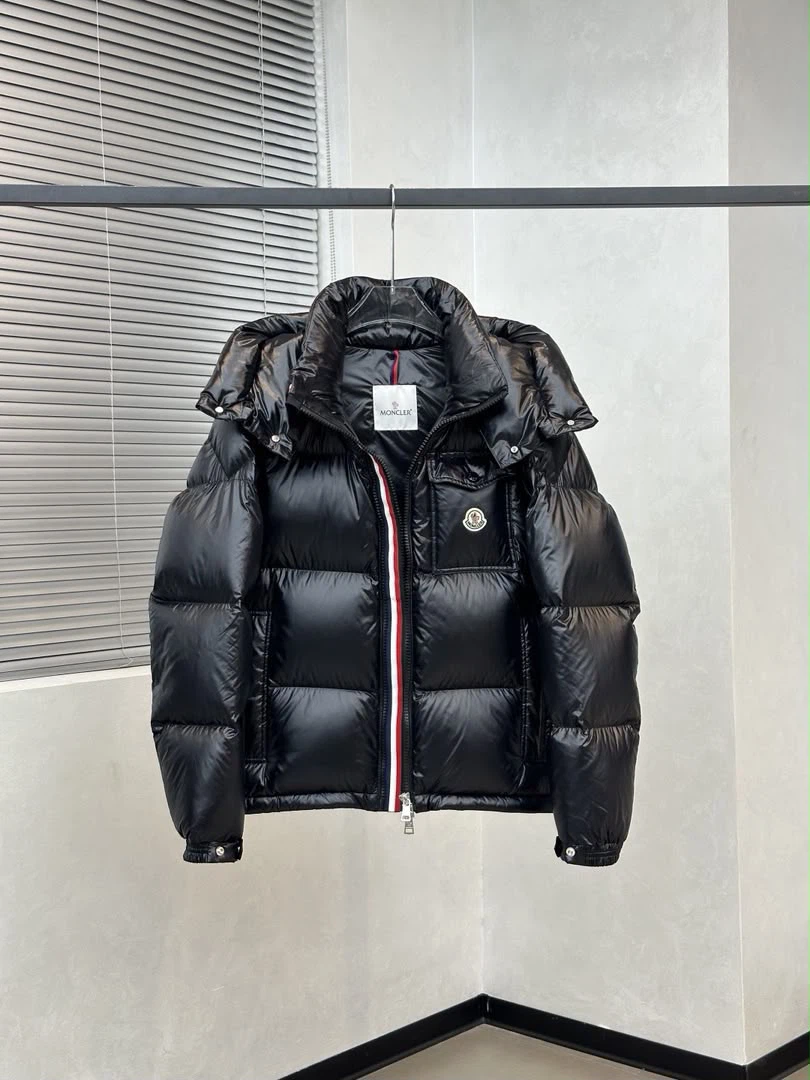 Moncler Down Jacket Size Large