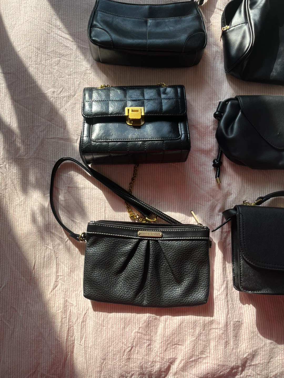 MOVING SALE: bags - photo 5