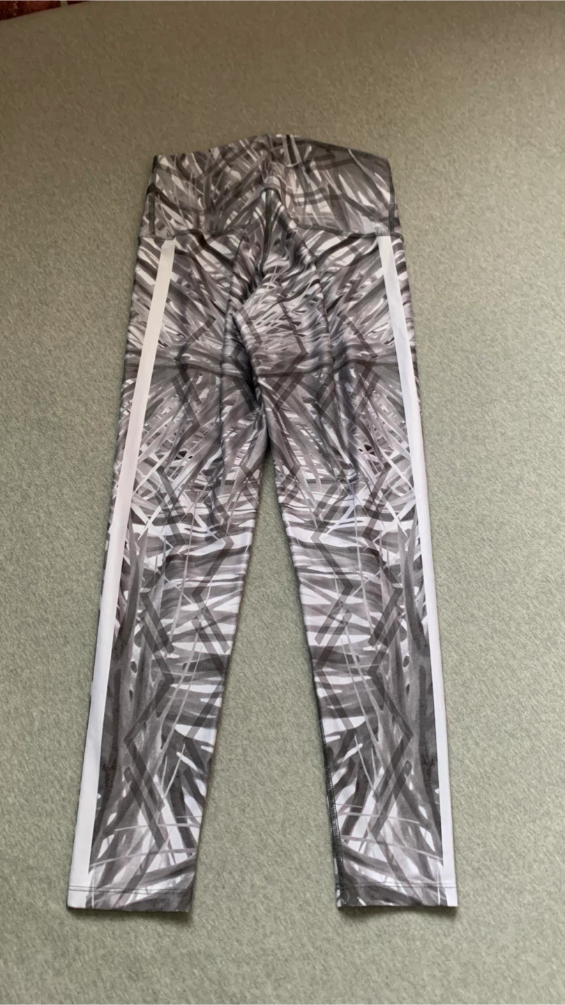 OWfit Patterned Leggings - Size Small - photo 2