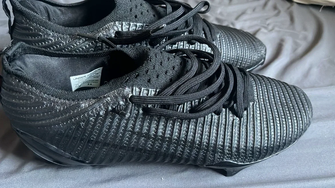 UA blur pro football cleats - photo 2